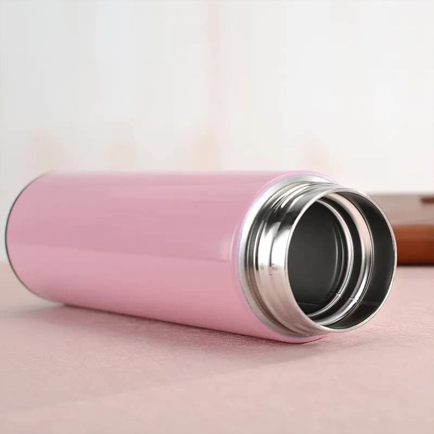 Pink Smart Flask with Temperature Display – Leak-Proof, Vacuum Insulated Water Bottle (500ml)